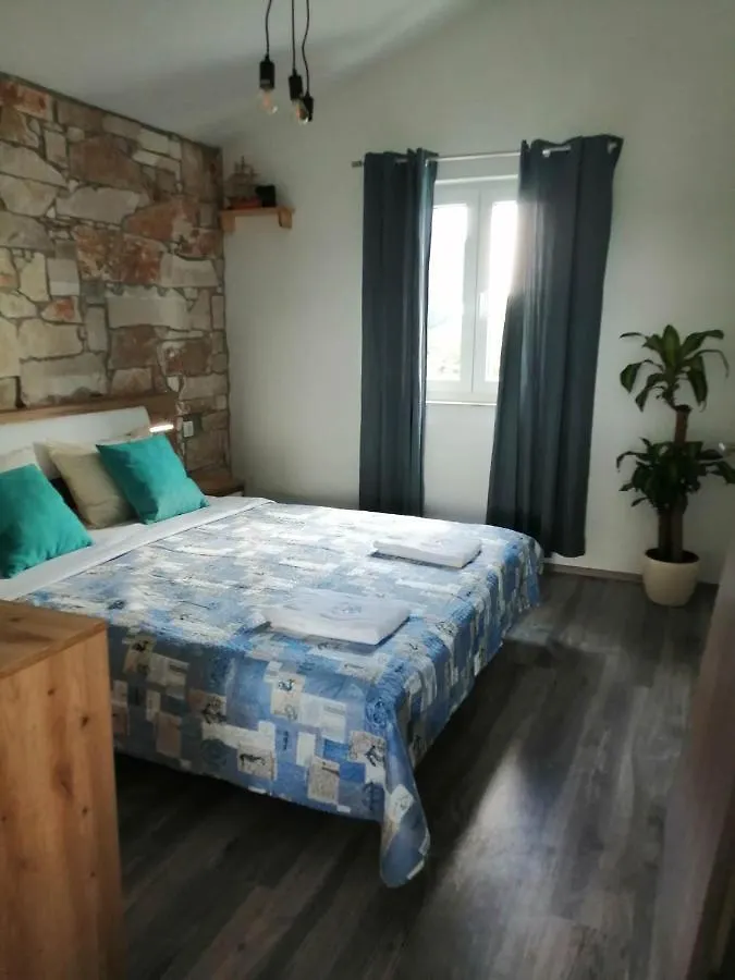 Mimosa Apartment Rakalj 0*,  Croatia