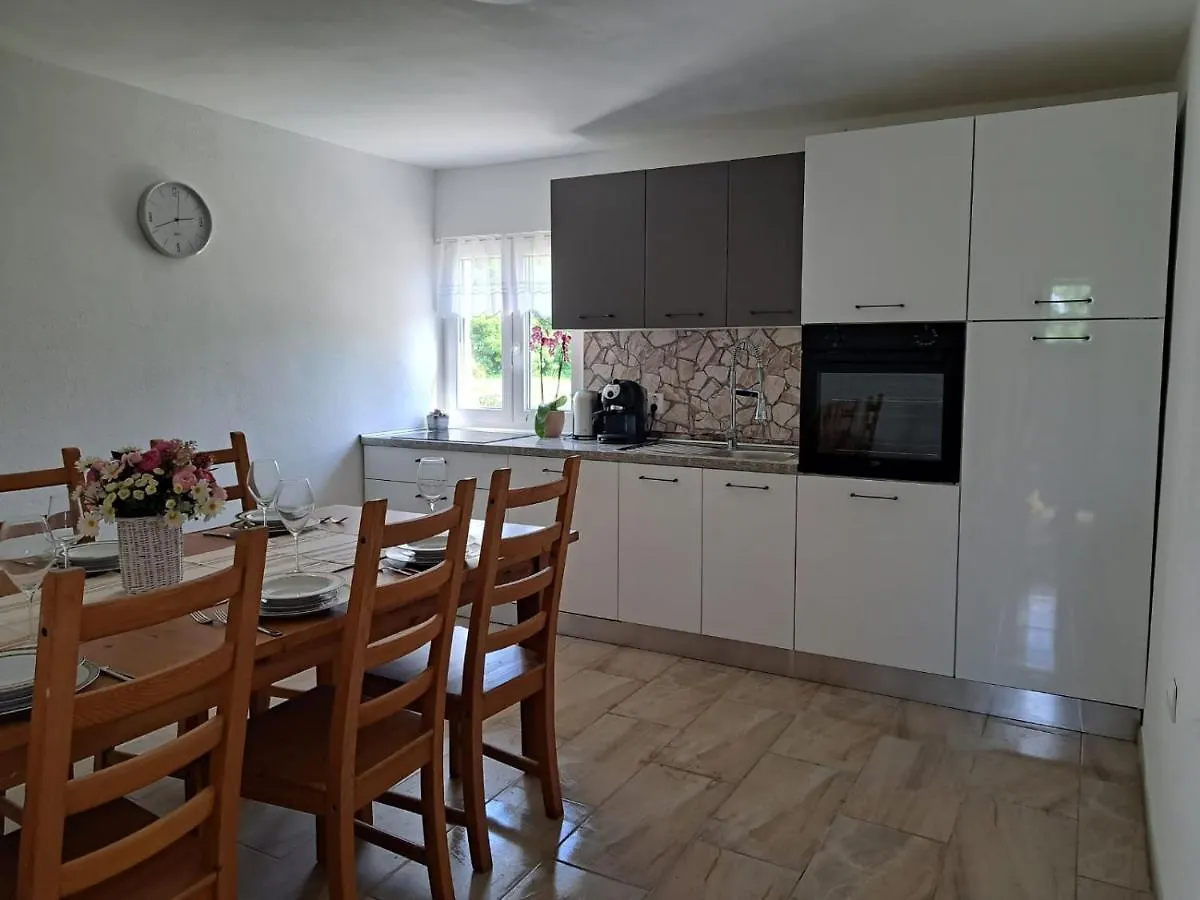 Mimosa Apartment Rakalj